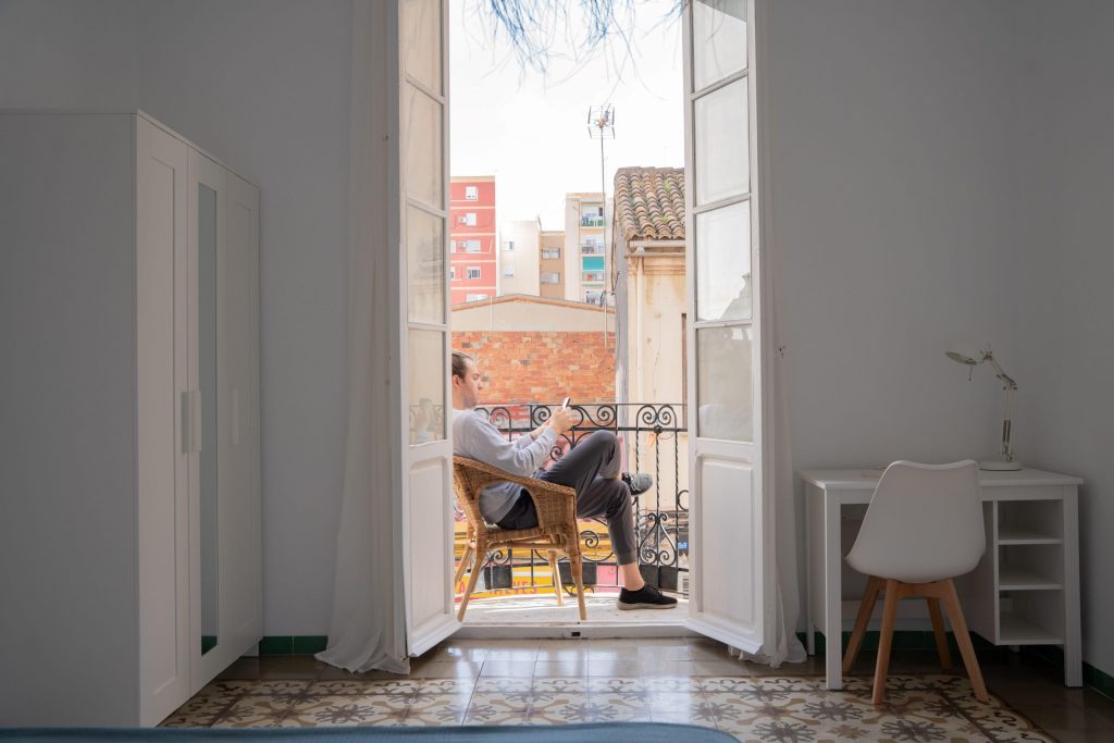 discount-code-click-to-copy-4wanders-coliving-retreats